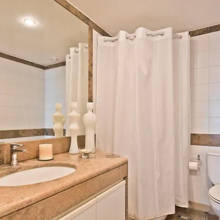 Sea Front Family Parede