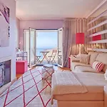 Апартаменты Sea Front Family
