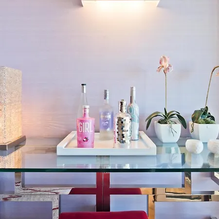 Sea Front Family Parede