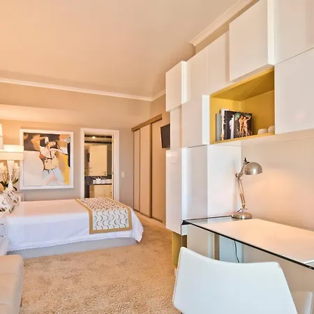Sea Front Family Apartment