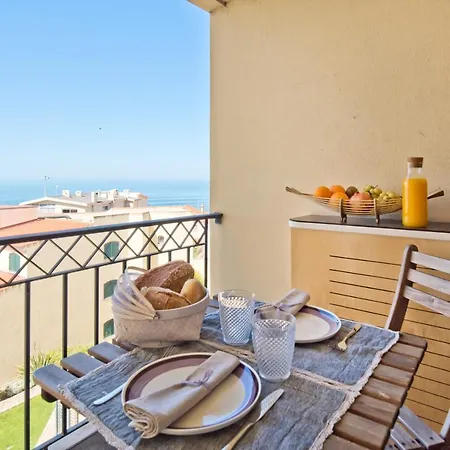 Sea Front Family Apartment