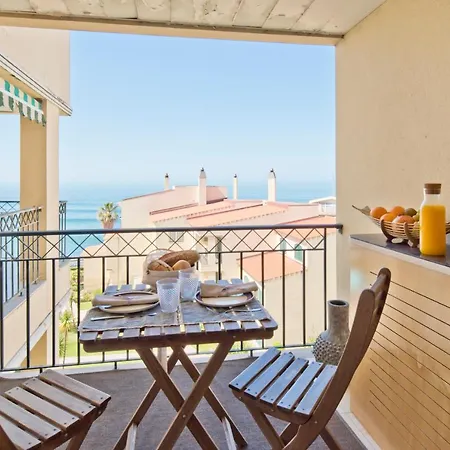 Sea Front Family Appartement